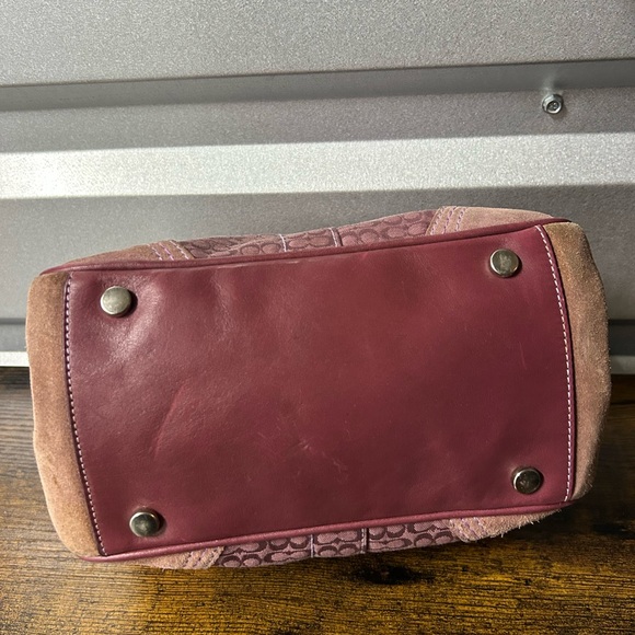 COACH 8A25 FRAMED SIGNATURE KISS-LOCK MINI RHINESTONE VELVET BOW DOCTORS BAG - Picture 9 of 9